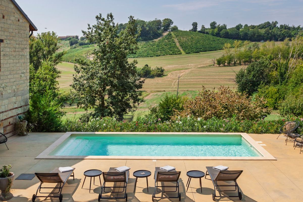 Hostdomus – Piscina e Vino – Rosignano Monferrato